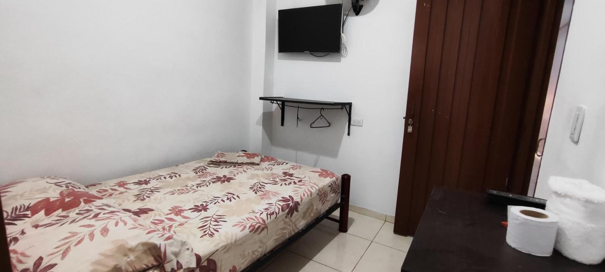Guayacan Hostel Cali Ngoại thất bức ảnh